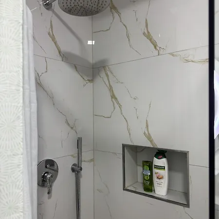 Autokton Apartment, Rruga Ramazan Shijaku * Tirana
