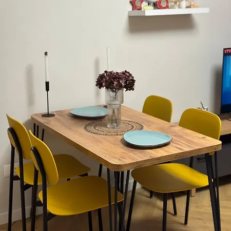 Autokton Apartment, Rruga Ramazan Shijaku Apartamento *